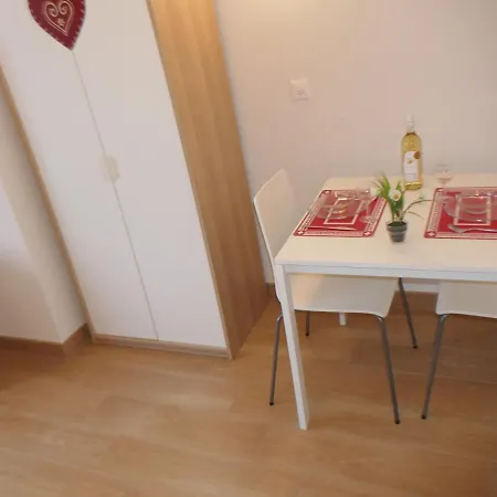 Studio Ferme De Sandra B2 דירה *